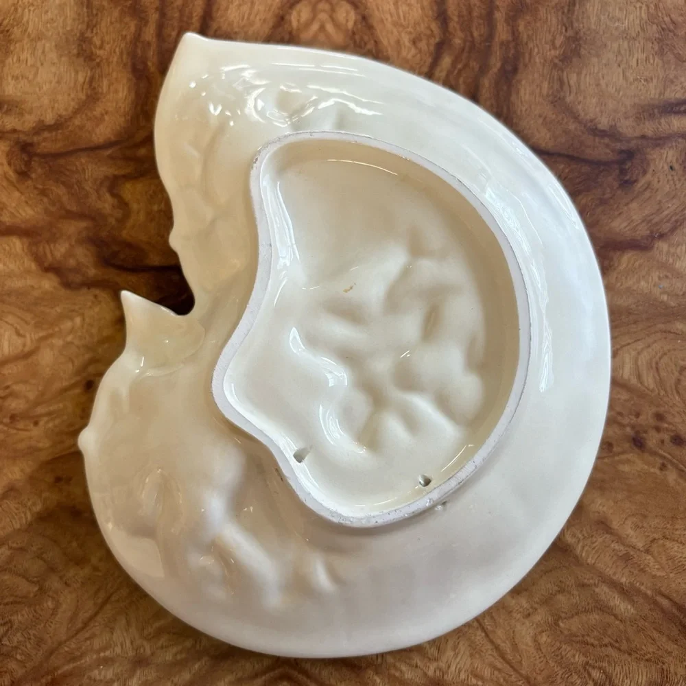 Fitz and Floyd Oceana Nautilus Shell Serving Dish or Wall Decoration - Picture 4 of 5